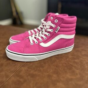 Women’s Pink Vans